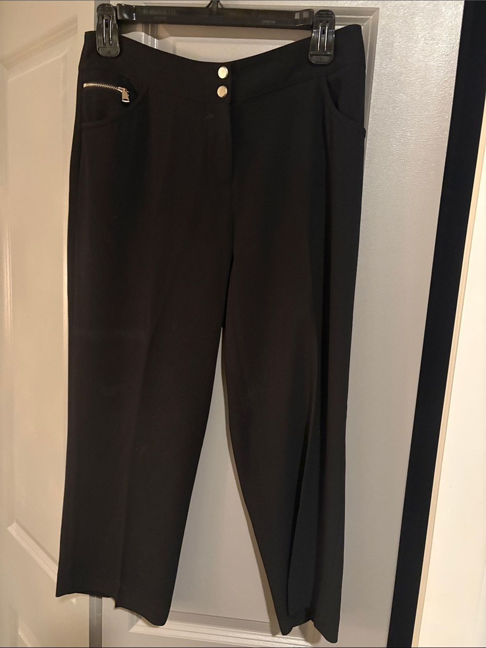 Cache Black Dressy Capris with Gold-Tone Accents